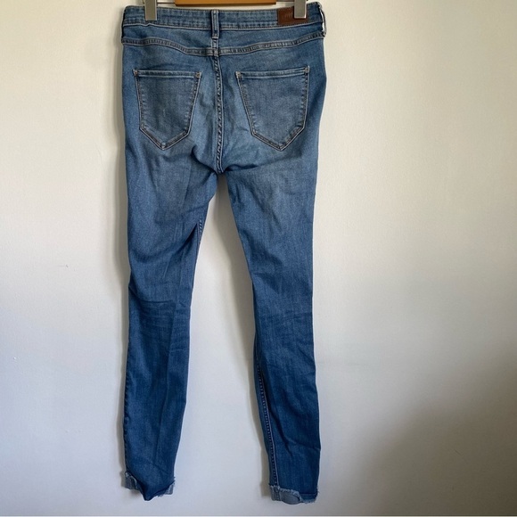 HOLLISTER High-Rise Super Skinny Stretchy Jeans • Medium Wash • 5R 27 - Picture 5 of 11
